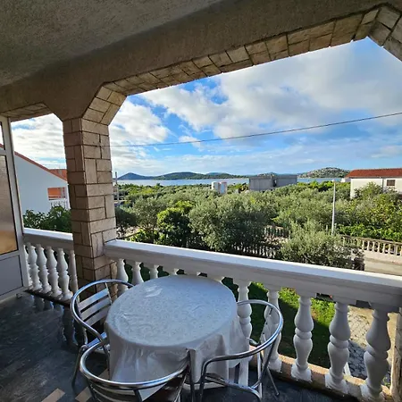 Apartment Nestor *