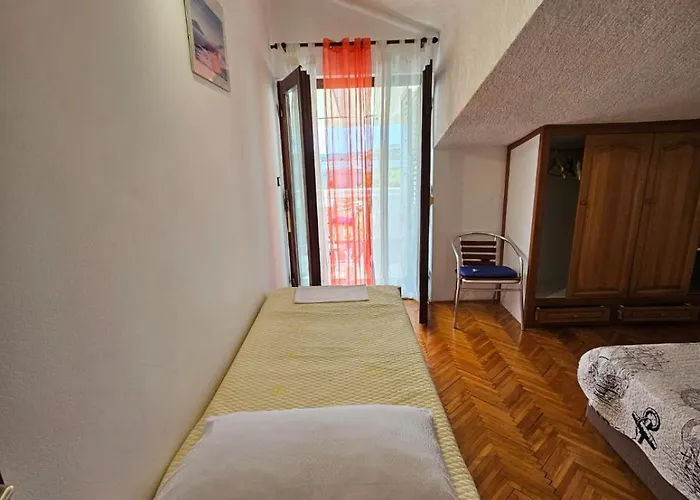 Apartament Nestor *